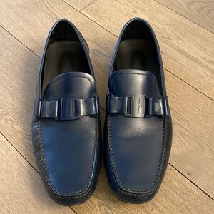 Salvatore Ferragamo navy blue driving loafers